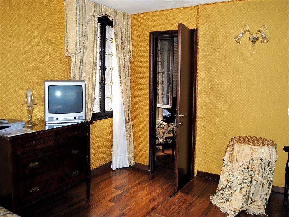 Gkk Exclusive Private Suite Venezia Exterior photo