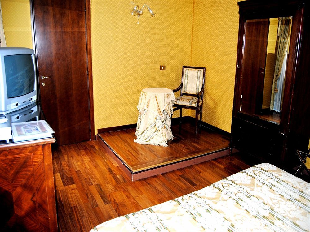 Gkk Exclusive Private Suite Venezia Exterior photo